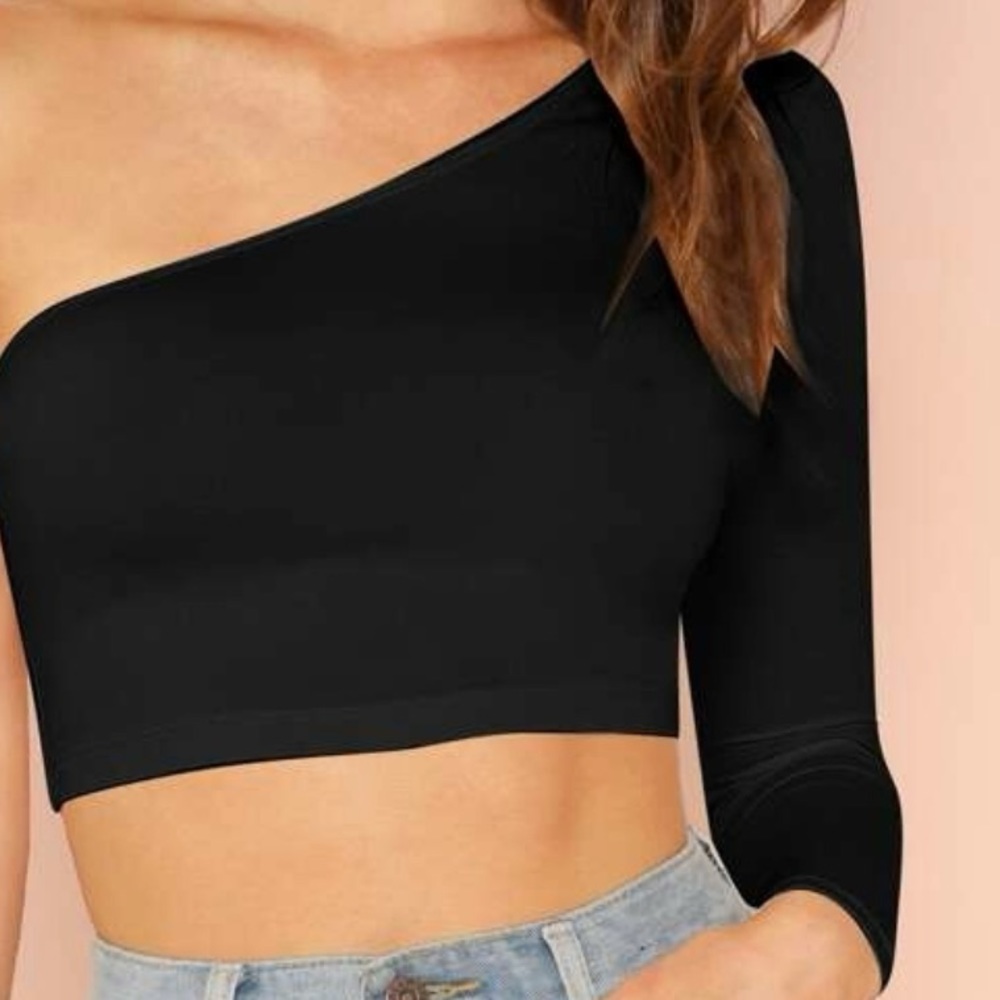 Black long sleeve off the shoulder cropped top